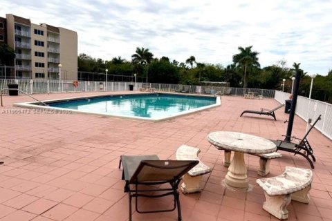 Снять в аренду кондоминиум в Хайалиа, Флорида 1 спальня, 80.82м2, № 2027945 - фото 29