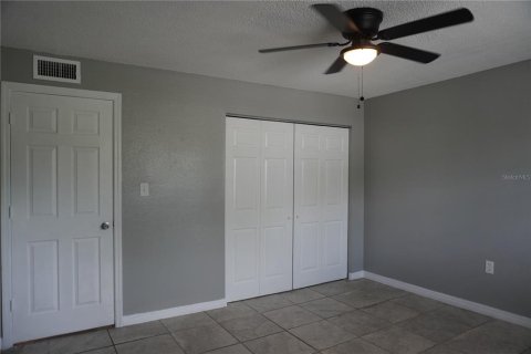 Copropriété à vendre à Tampa, Floride: 2 chambres, 83.52 m2 № 1904352 - photo 13