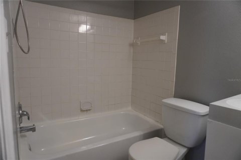 Copropriété à vendre à Tampa, Floride: 2 chambres, 83.52 m2 № 1904352 - photo 17