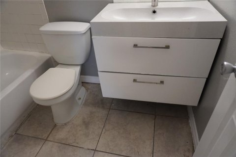 Copropriété à vendre à Tampa, Floride: 2 chambres, 83.52 m2 № 1904352 - photo 18