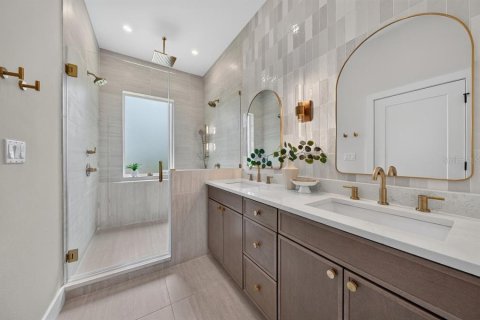 Casa en venta en Saint Petersburg, Florida, 4 dormitorios, 172.8 m2 № 2383388 - foto 2