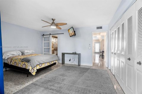 Condo in West Palm Beach, Florida, 1 bedroom  № 2027459 - photo 16