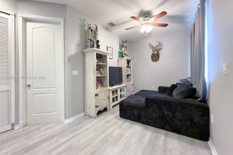 Villa ou maison à vendre à Homestead, Floride: 5 chambres, 290.69 m2 № 2007513 - photo 18