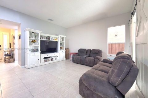 Villa ou maison à vendre à Homestead, Floride: 5 chambres, 290.69 m2 № 2007513 - photo 13