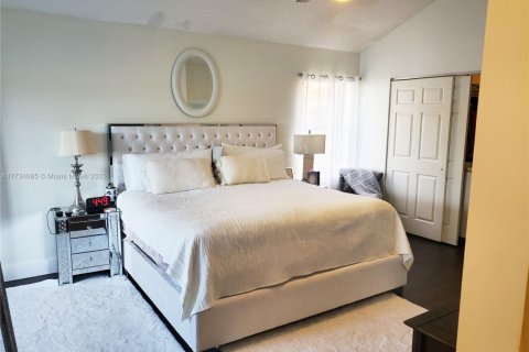 Casa en venta en Miramar, Florida, 4 dormitorios, 220.92 m2 № 1811681 - foto 20