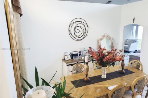 Casa en venta en Miramar, Florida, 4 dormitorios, 220.92 m2 № 1811681 - foto 9