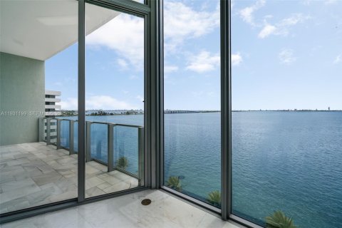 Condominio en venta en Miami, Florida, 2 dormitorios, 95.6 m2 № 1994652 - foto 7