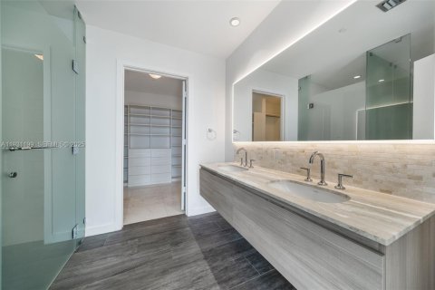Condominio en venta en Miami, Florida, 2 dormitorios, 95.6 m2 № 1994652 - foto 10