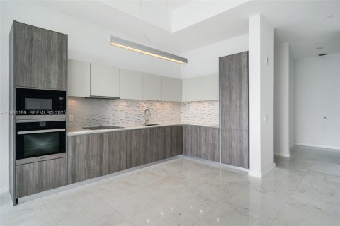 Condominio en venta en Miami, Florida, 2 dormitorios, 95.6 m2 № 1994652 - foto 12