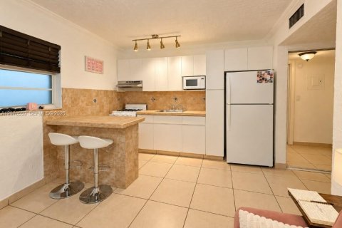 Copropriété à louer à Miami Beach, Floride: 1 chambre, 39.02 m2 № 2322072 - photo 4