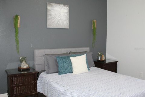 Condo in Davenport, Florida, 3 bedrooms  № 1918354 - photo 9
