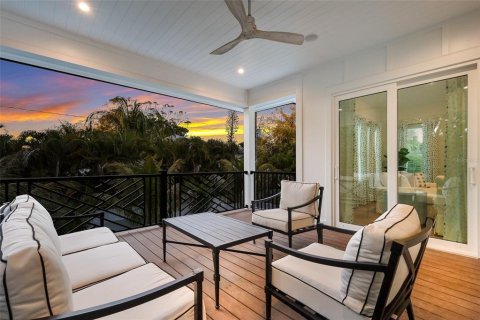House in Anna Maria, Florida 6 bedrooms, 329.34 sq.m. № 1636834 - photo 23