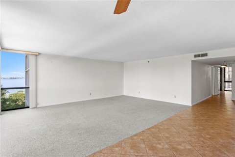 Condominio en venta en Tampa, Florida, 2 dormitorios, 158.12 m2 № 2109543 - foto 17