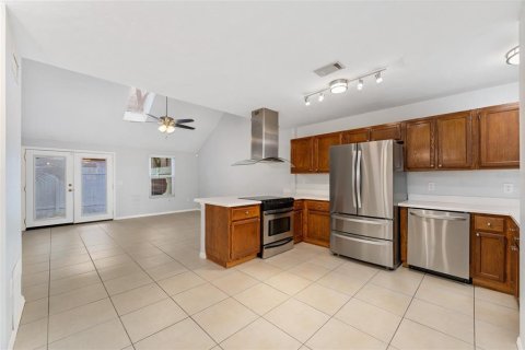 Touwnhouse à vendre à Gainesville, Floride: 2 chambres, 111.76 m2 № 1909523 - photo 7