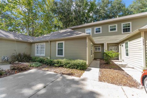Touwnhouse à vendre à Gainesville, Floride: 2 chambres, 111.76 m2 № 1909523 - photo 2