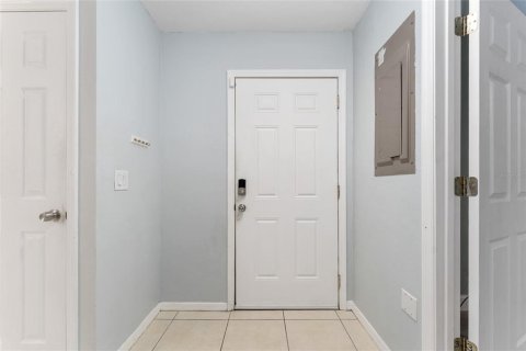 Touwnhouse à vendre à Gainesville, Floride: 2 chambres, 111.76 m2 № 1909523 - photo 4