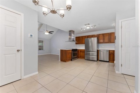 Touwnhouse à vendre à Gainesville, Floride: 2 chambres, 111.76 m2 № 1909523 - photo 10
