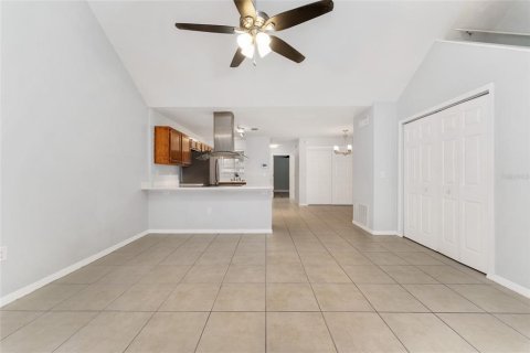 Touwnhouse à vendre à Gainesville, Floride: 2 chambres, 111.76 m2 № 1909523 - photo 20
