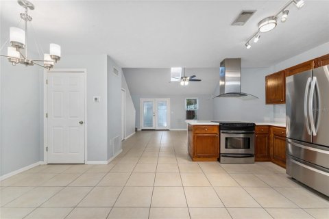 Touwnhouse à vendre à Gainesville, Floride: 2 chambres, 111.76 m2 № 1909523 - photo 12