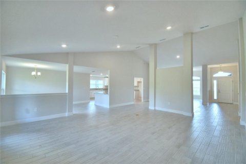 House in Auburndale, Florida 4 bedrooms, 278.71 sq.m. № 1894391 - photo 22