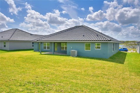 House in Auburndale, Florida 4 bedrooms, 278.71 sq.m. № 1894391 - photo 10