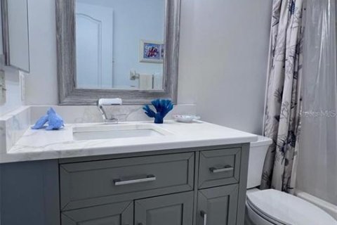 Condo in Bradenton, Florida, 2 bedrooms  № 2096271 - photo 12