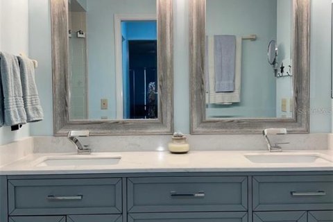 Condo in Bradenton, Florida, 2 bedrooms  № 2096271 - photo 6
