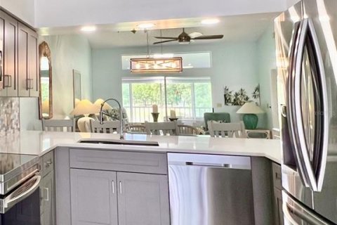 Condo in Bradenton, Florida, 2 bedrooms  № 2096271 - photo 4