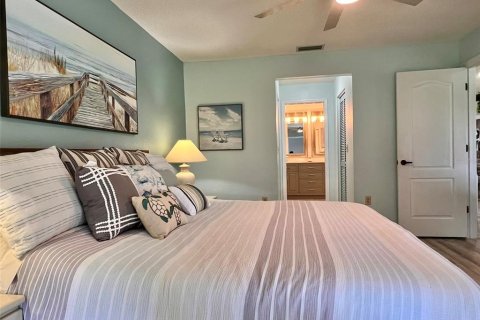 Condo in Bradenton, Florida, 2 bedrooms  № 2096271 - photo 5