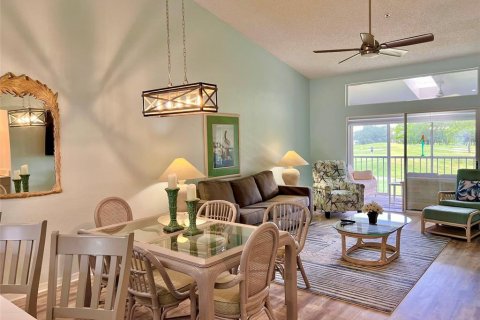 Condo in Bradenton, Florida, 2 bedrooms  № 2096271 - photo 10