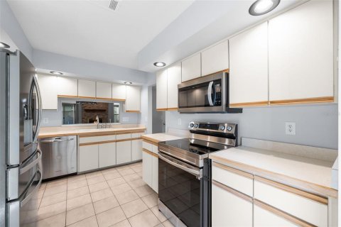 Touwnhouse à vendre à Ocala, Floride: 3 chambres, 181.44 m2 № 2120741 - photo 20