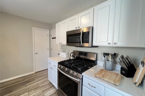 Casa en alquiler en The Villages, Florida, 2 dormitorios, 90.86 m2 № 1735413 - foto 18