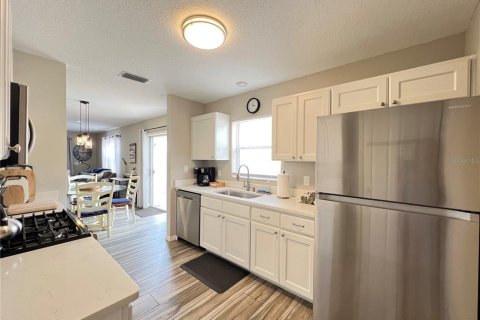 Casa en alquiler en The Villages, Florida, 2 dormitorios, 90.86 m2 № 1735413 - foto 19