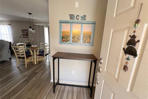 Casa en alquiler en The Villages, Florida, 2 dormitorios, 90.86 m2 № 1735413 - foto 5