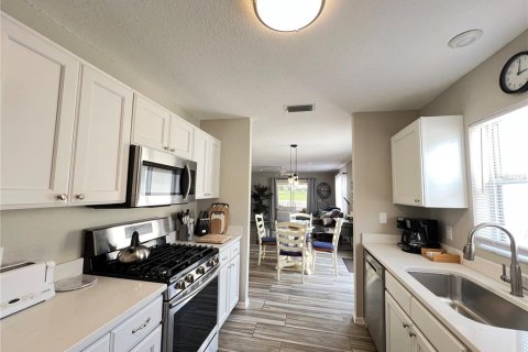 Casa en alquiler en The Villages, Florida, 2 dormitorios, 90.86 m2 № 1735413 - foto 20