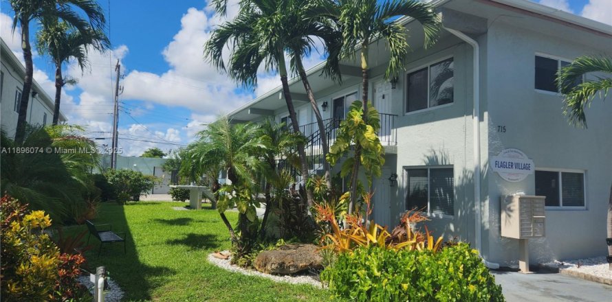 Apartamento en Fort Lauderdale, Florida 1 dormitorio, 69.68 m2 № 1950306