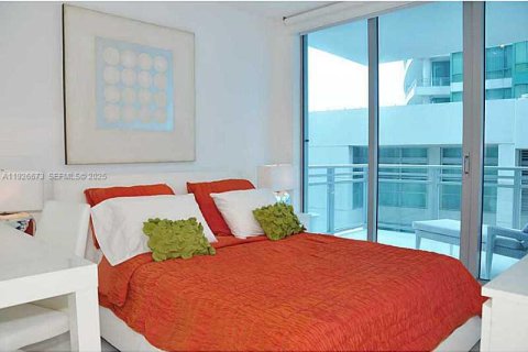 Copropriété à louer à Hollywood, Floride: 3 chambres, 258.18 m2 № 1986555 - photo 19