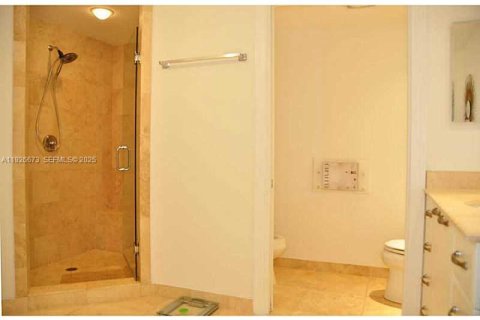 Copropriété à louer à Hollywood, Floride: 3 chambres, 258.18 m2 № 1986555 - photo 17