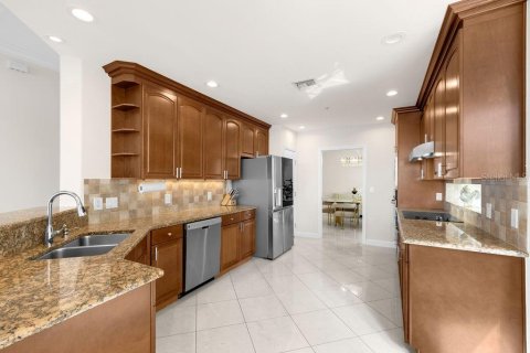 Condo in Orlando, Florida, 3 bedrooms  № 2393760 - photo 6
