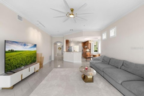 Condo in Orlando, Florida, 3 bedrooms  № 2393760 - photo 18
