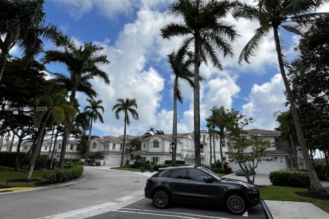 Copropriété à vendre à Aventura, Floride: 2 chambres, 203.46 m2 № 1956069 - photo 4