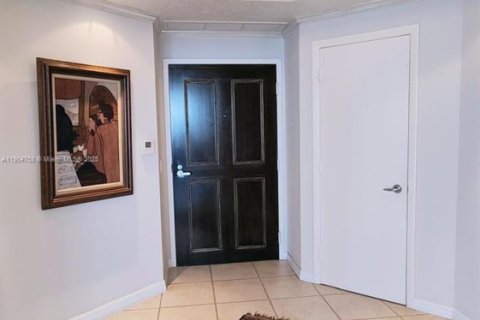 Copropriété à vendre à Aventura, Floride: 2 chambres, 203.46 m2 № 1956069 - photo 13