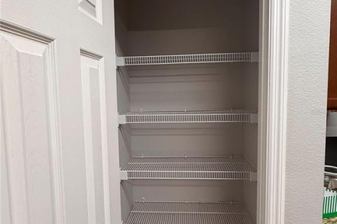 Купить виллу или дом в Лейк-Альфред, Флорида 8 комнат, 126.07м2, № 2229496 - фото 6