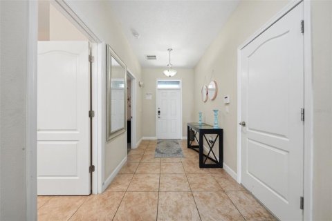 Villa ou maison à vendre à Davenport, Floride: 7 chambres, 327.39 m2 № 2312550 - photo 3