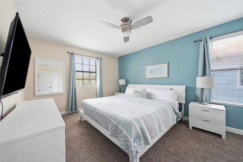 Villa ou maison à vendre à Davenport, Floride: 7 chambres, 327.39 m2 № 2312550 - photo 18
