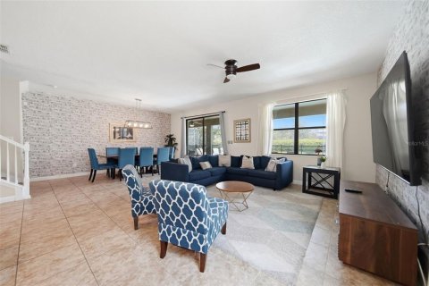 Villa ou maison à vendre à Davenport, Floride: 7 chambres, 327.39 m2 № 2312550 - photo 10