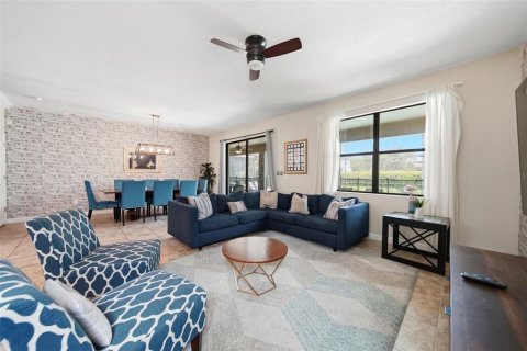 Villa ou maison à vendre à Davenport, Floride: 7 chambres, 327.39 m2 № 2312550 - photo 8