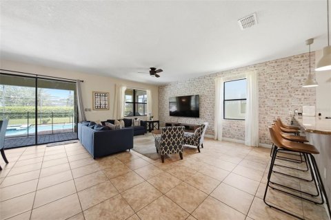 Villa ou maison à vendre à Davenport, Floride: 7 chambres, 327.39 m2 № 2312550 - photo 6