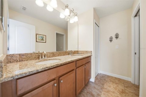 Villa ou maison à vendre à Davenport, Floride: 7 chambres, 327.39 m2 № 2312550 - photo 29