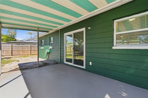 Купить виллу или дом в Семинол, Флорида 6 комнат, 81.29м2, № 2212239 - фото 27